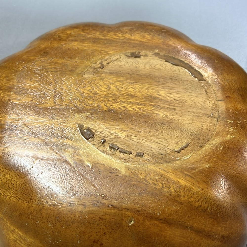Wood bowls - Picture 6 of 10